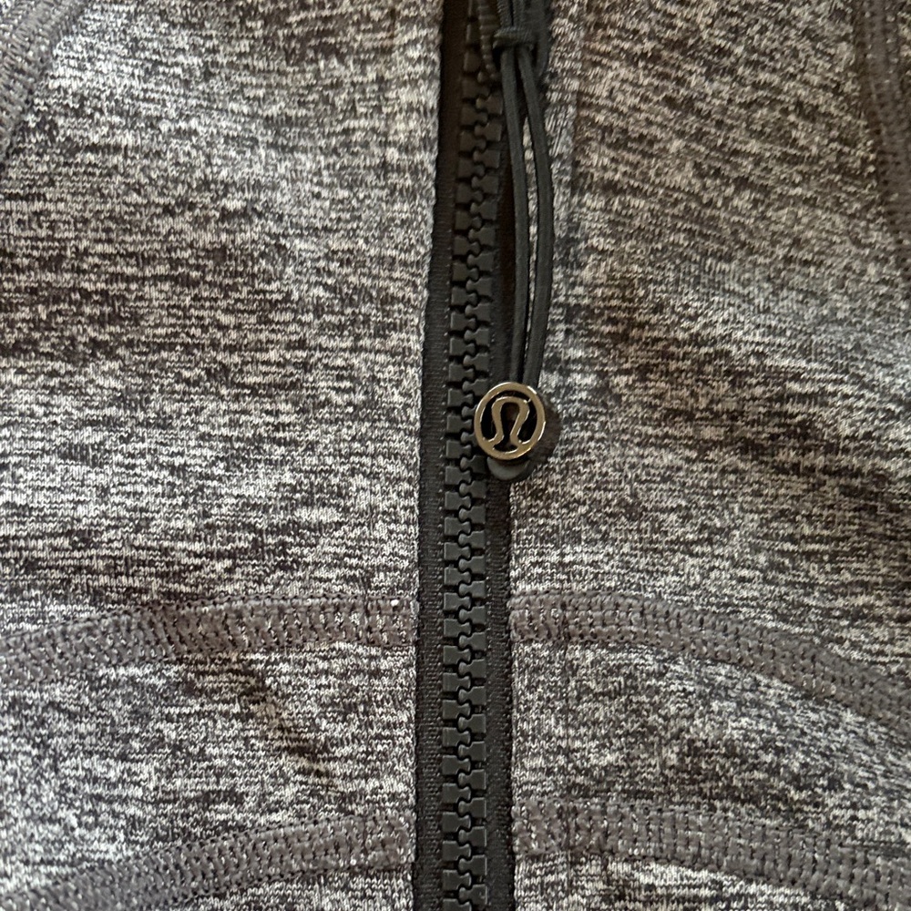 Lululemon Define Jacket - Picture 4 of 6